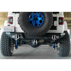 DV8_Offroad_FS7_Series_Rear_Bumper_JL_Installed_Full_Rear.jpg
