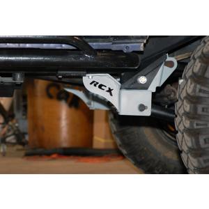 jeep-xj-control-arm-drop-kit_1627-installed.jpg