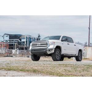 toyota-16-tundra-870-fdlow-outdoor_2